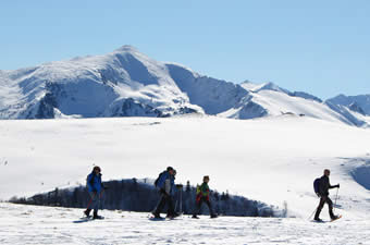Vacances dhiver  la station de ski de Camurac en Pyrnes Audoises